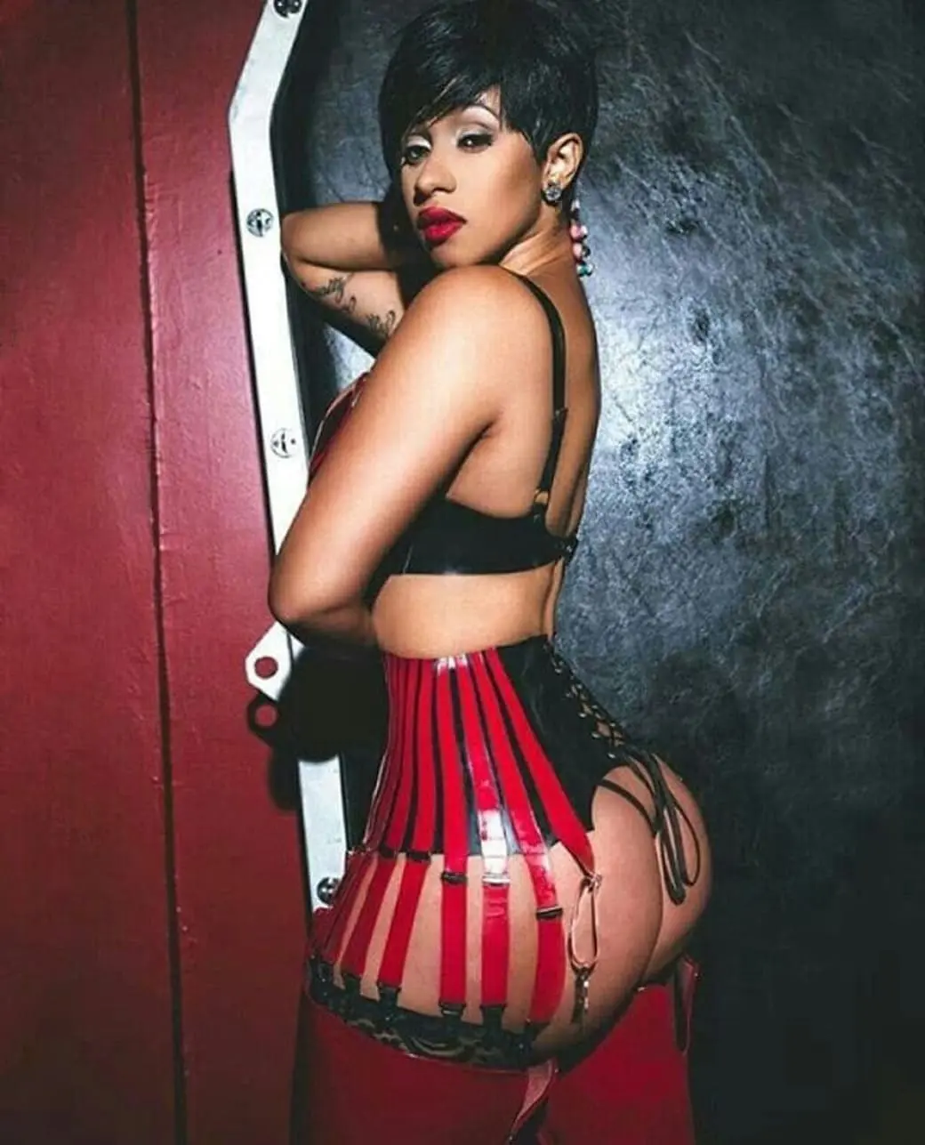 Cardi B слив фото 51