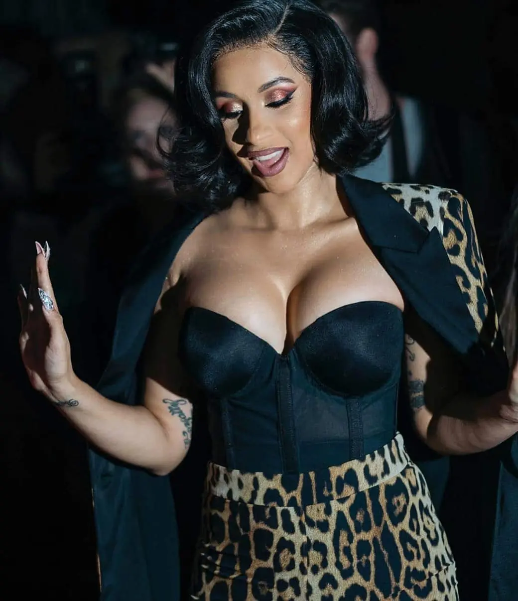 Cardi B слив фото 60